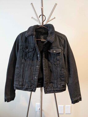 Levi's Premium 100% Cotton Jean Black Sherpa Jacket